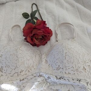 Aerie Cream Lace Wireless Bra